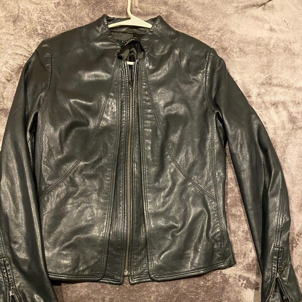 Cute black leather jacket